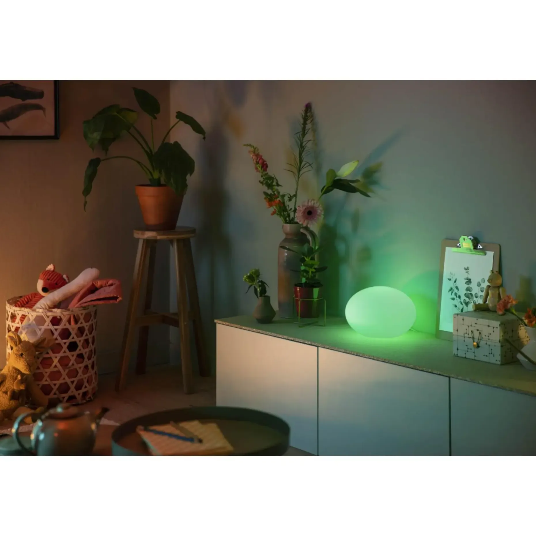 PHILIPS HUE WCA FLOURISH BORDLAMPE HVID 26,1 CM